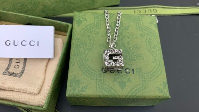 구ㅉ 인터로킹G 큐브 펜던트 목걸이