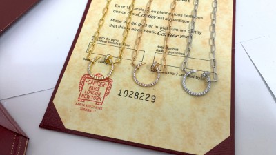 까ㄹ띠에 저스트 앵 끌루 펜던트 목걸이 풀다이아 파베 볼드체인