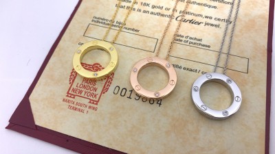 까ㄹ띠에 러브 서클 펜던트 목걸이 3다이아 파베