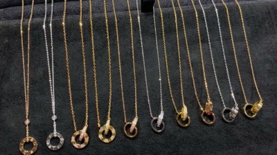 까ㄹ띠에 펜던트 컬렉션