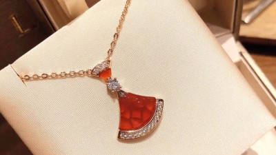 불ㄱ리 디바스 드림 목걸이