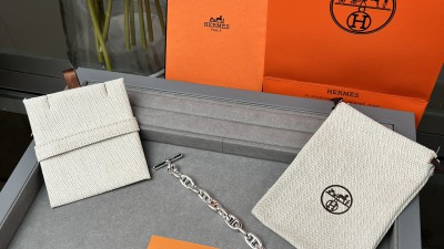 에ㄹ메스 샹달 브레이슬릿