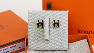 에ㄹ메스 미니 팝아슈 이어링