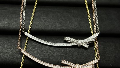 샤ㄴ 다이아 루반 목걸이