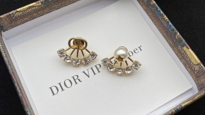 디ㅇ 쁘띠CD 이어링