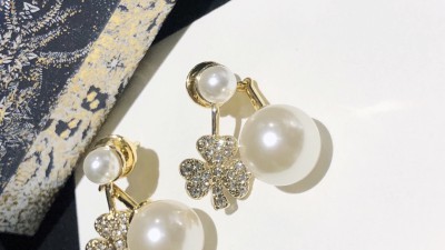 디ㅇ 클로버 참 이어링