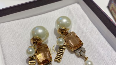 디ㅇ 자도르 이어링