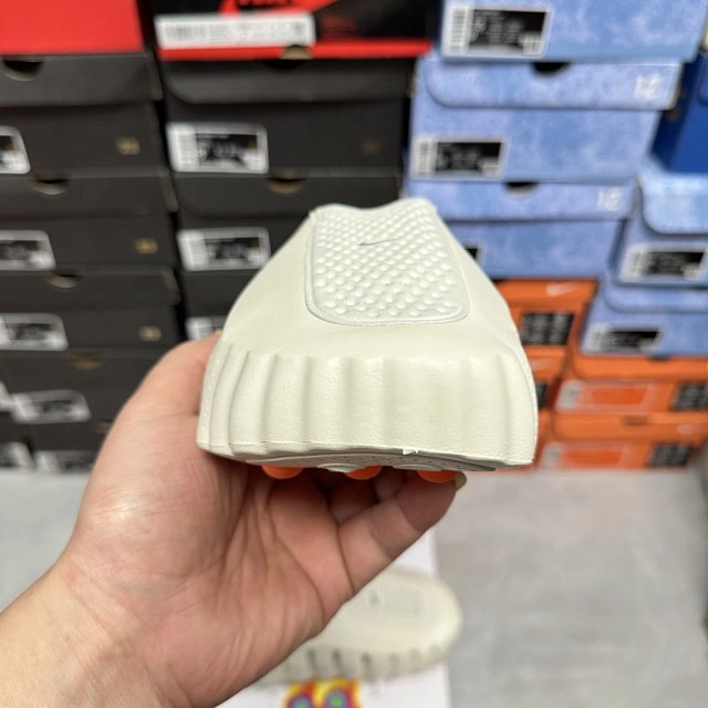 c3434175304b5f0f454e19a38674c74c_1784740044_1235.jpg
