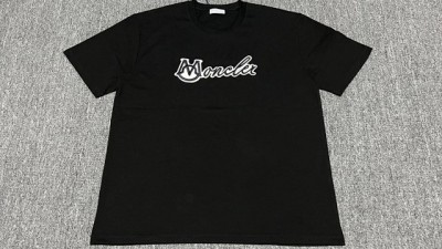 몽ㅋ레어 로고 패치 티셔츠 2컬러