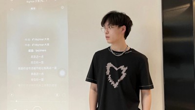 [세일][공용] 발ㄹ시아가 폴리티컬 캠페인 스웨트쇼츠