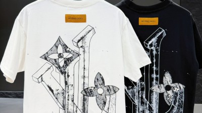 [공용] 루ㅇ비통 티셔츠 2컬러