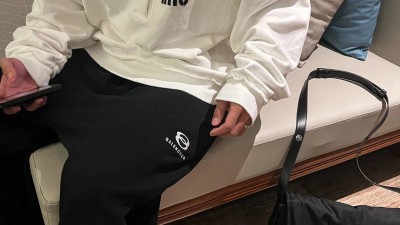 발ㄹ시아가 유니티 스포츠 아이콘 스웻팬츠