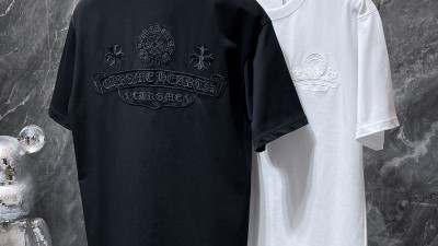 크ㄹ하츠 로고 티셔츠 2컬러