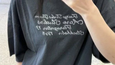 [공용][세일][한정수량] 아ㅋ네 스튜디오 로고 티셔츠 2컬러