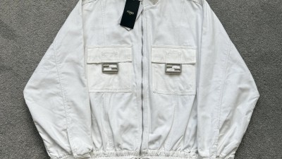 [세일][한정수량] 펜ㄷ X 마크 제이콥스 화이트 캔버스 자켓