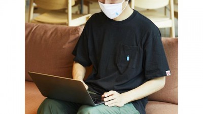 [공용] 휴ㅁ 메이드 X 블루 보틀 커피 티셔츠 2컬러
