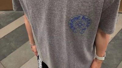 [세일] 크ㄹ하츠 홀스슈 로고 티셔츠