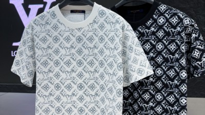 [공용] 루ㅇ비통 티셔츠 2컬러