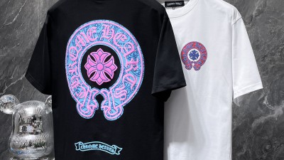 크ㄹ하츠 홀스슈 로고 티셔츠 2컬러