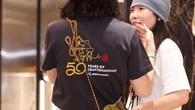 클ㄹ터뮤젠 50주년 티셔츠 3컬러