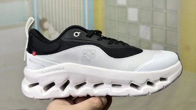 로ㅇ베 x 온 러닝 클라우드틸트 2.0