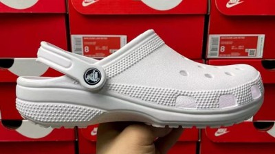 [공용][세일] 크ㄹ스 클래식 클로그 화이트