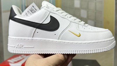 [공용] 나ㅇ키 에어포스 1 07 에센셜 화이트 블랙