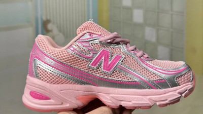 뉴ㅂ란스 x 아트모스 740 핑크 베케이션