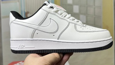 [공용] 나ㅇㅋ 에어포스 1 07 스티치 블랙