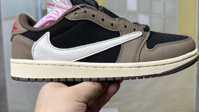 [공용] 나ㅇ키 조던 1 x 트래비스 스캇 레트로 로우 OG SP 모카