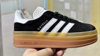 아디다스 가젤 볼드 코어 블랙 클라우드 화이트