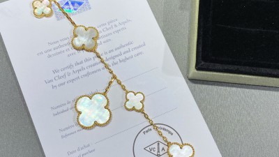 반ㅋ리프 매직 알함브라 브레이슬릿