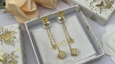 디ㅇ 쁘띠CD 이어링