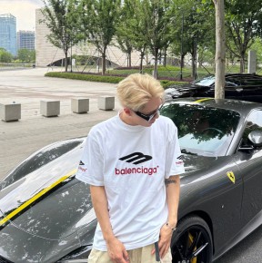 [공용][세일] 발ㄹ시아가 3B 스포츠 아이콘 티셔츠 2컬러