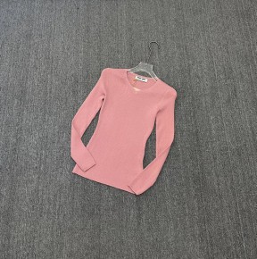 [세일] 미ㅇ미우 실크 브이넥 스웨터