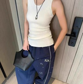 [세일] 발ㄹ시아가 슬리브리스 골지 탱크탑