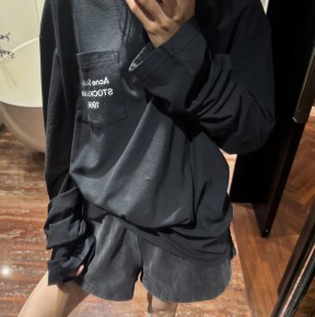 [공용] 아ㅋ네 스튜디오 1996 로고 프린트 긴팔 티셔츠