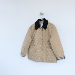 버ㅂ리 다이아몬드 퀼팅 자켓